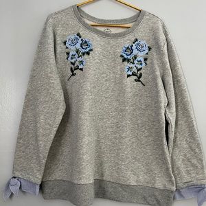 ST. JOHN'S BAY GREY WITH EMBROIDERED FLOWERS WITH MOCK SLEEVES SWEATER
